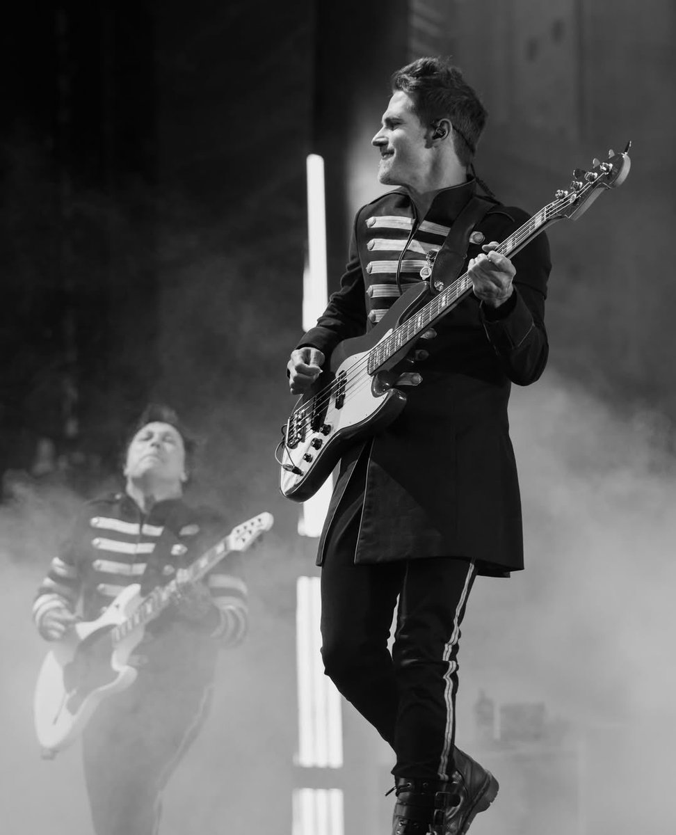 Páramo Presenta tweet media