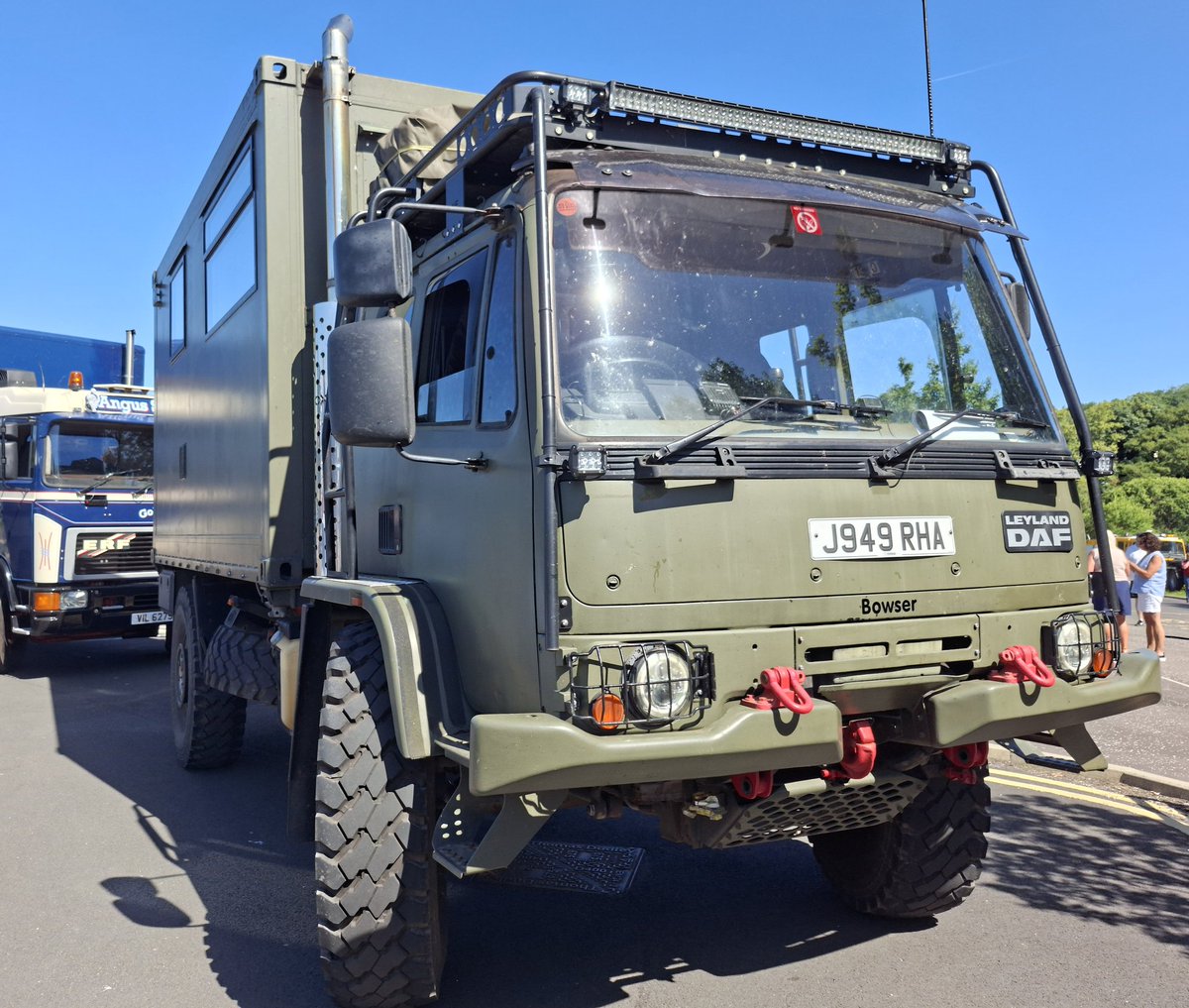BloodyPolitics's tweet photo. A few pics from the start of the Ayrshire Vintage Commercial Vehicle run today. It was scorchio. ๐
#Portpatrick #Cumnock https://t.co/GTODZa9yi2