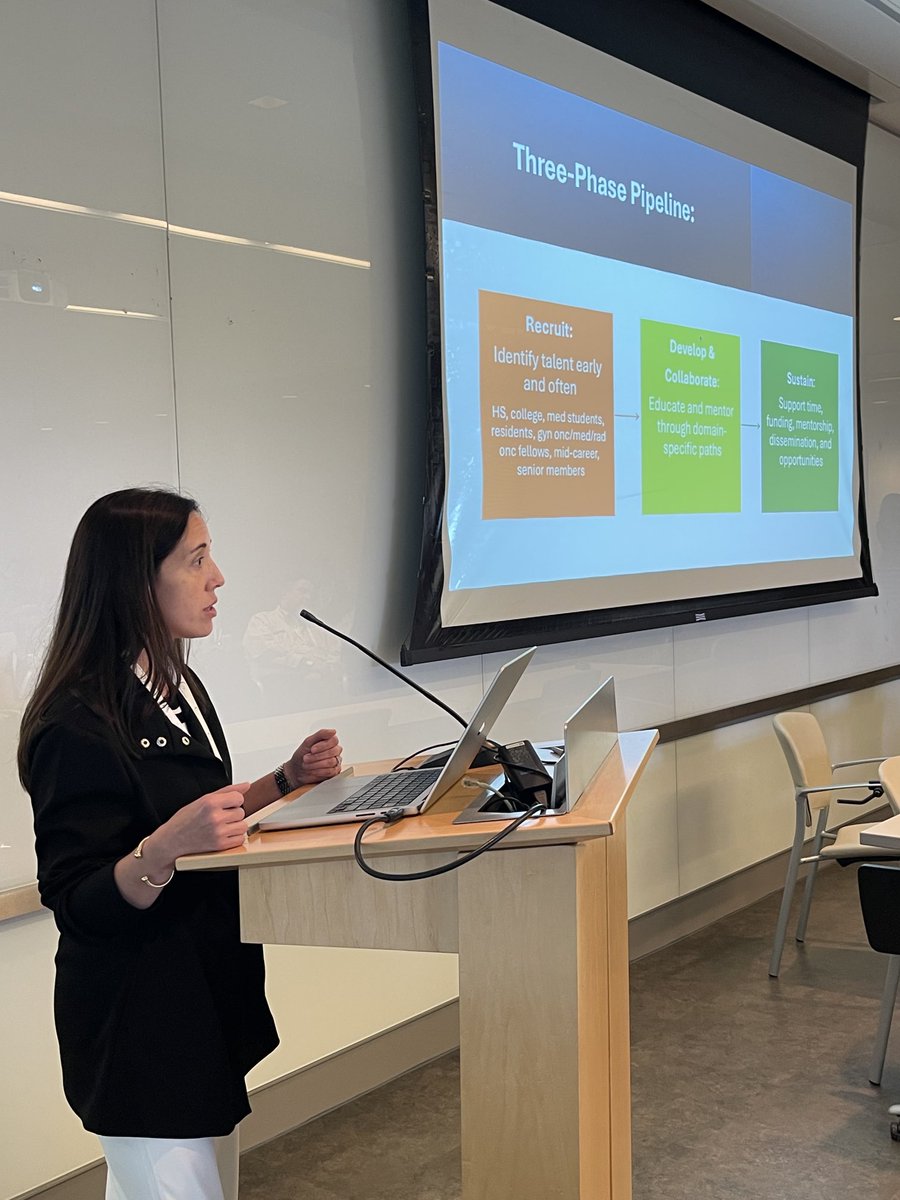 ggardnermd's tweet image. What better time to advance GYNOncology research? Amazing to connect and collaborate with so many great friends and colleagues!Inspirational talk by Dr Bert Vogelstein @SGO_org @GYNCancer @GOG #PathwaystoProgress