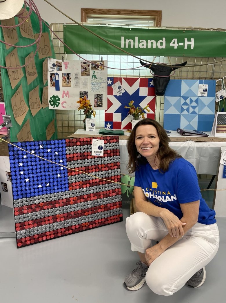 BohannanIowa's tweet image. It was a wonderful afternoon greeting Iowans at the Cedar County Fair! Great to see all the 4-H kids showing their animals and their other projects (not to mention their proud parents).
I had a very informative conversation with the county emergency management team. It was…