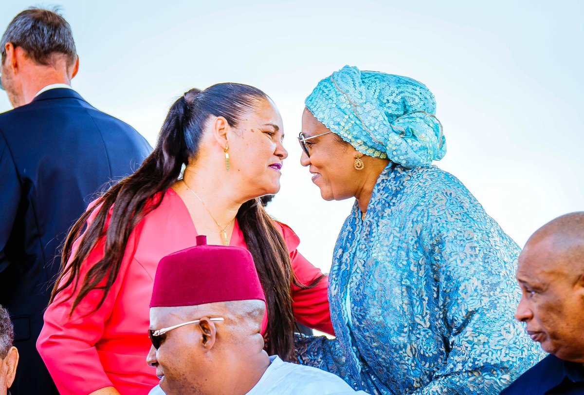 KwapchiB's tweet photo. HE Nana Shettima at the 50th Independence Celebration at the Praça da Independência São Tomé and Principe. Her Excellency Represented The First Lady of Nigeria Senator Oluremi Tinubu at the Event . https://t.co/fwvT72bEgz