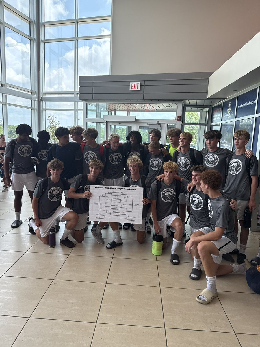 kamo_hs's tweet photo. Winners of the Dwight Yorke bracket at this years 2025 B.White Classic….Lee Summit West https://t.co/Xh7wq16OI4