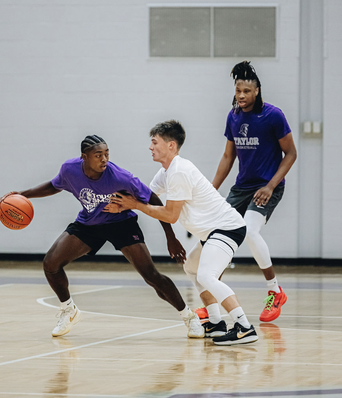 taylor_hoops's tweet photo. https://t.co/aBvg0mZ0MC