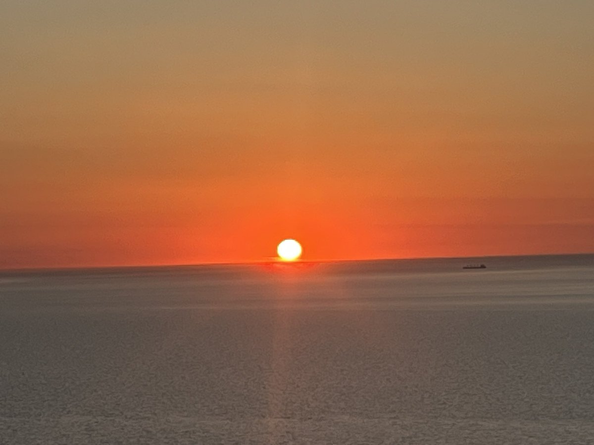 marcbuzzard's tweet image. Stunning sunset, Butterflies and Dragonflies. Painted Lady, Emperor Dragonfly and Black Darter from above Llanrwst and tonight’s sunset from the Great Orme while setting the moth traps. Looking forward to what awaits in the morning ☺️👍