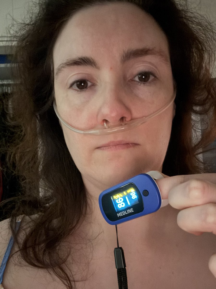 mrzphd's tweet image. 4/ oxygen into blood even at very low pressure makes a quantitative measurable difference. Let’s compare: 1) without, 2) with portable O2 4L/min, 3) mHBOT halfway to 1.3 atm

Notable severity of symptom reduction in HBOT during acute COVID even w lower pressure superior to O2.