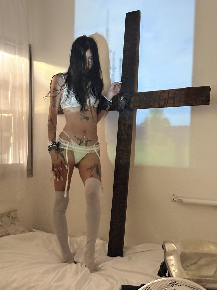 PUPPYMARTYR (@metasnuff) on Twitter photo 