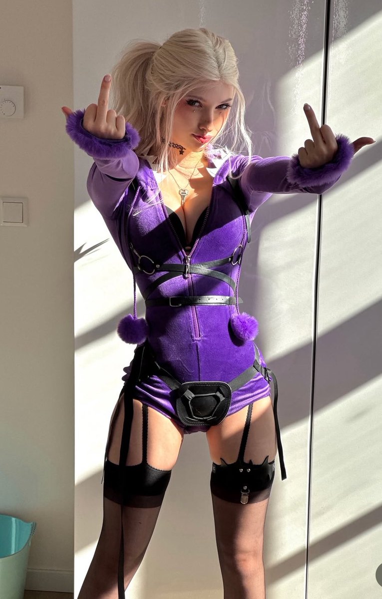 your_jaediction's tweet image. I truly do enjoy reminding you of your place in my hierarchy. 

Beneath 
Below
Under
Beta
Loser
Dog

Every title fits you. Every title is earned by you. 

Accept your fate in life. Belong to Jae.