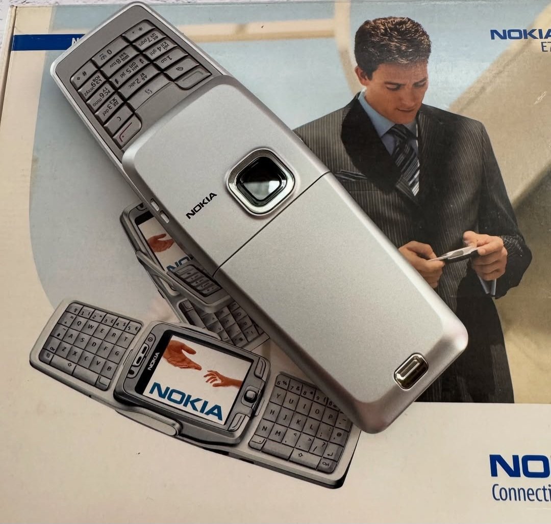 نوكيا E70 من اقتناة وكم كان سعره؟
