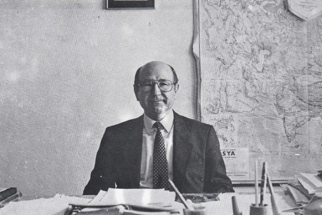 Çok kıymetli Türk Tarihçisi Prof. Dr. Mehmet Saray'ın vefatının üzüntüsü içindeyim.
Kendisine Allah'tan rahmet, ailesine, sevenlerine ve akademi dünyasına baş sağlığı diliyorum.