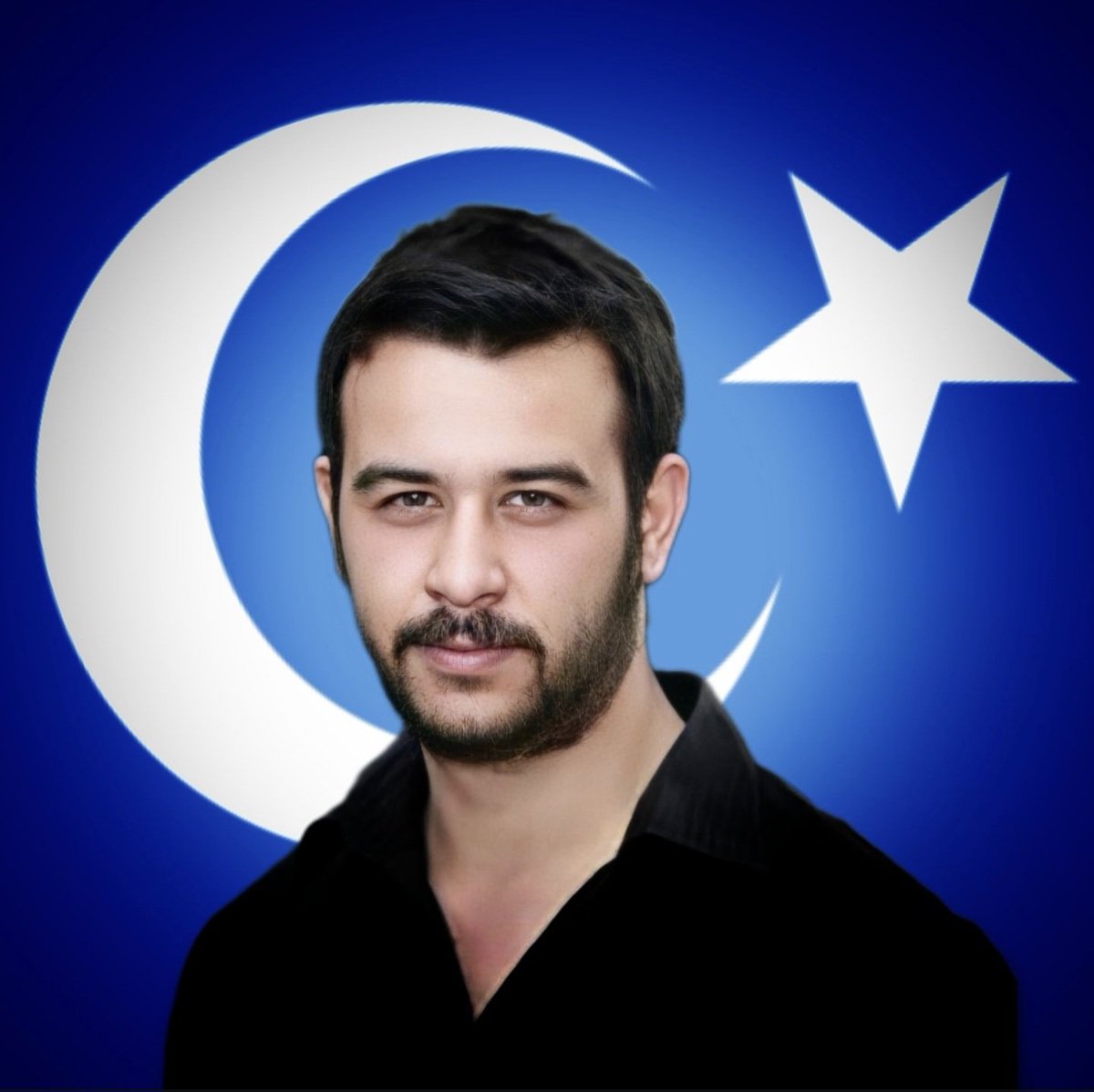 Bir yiğit ardından, 3792. gün....

Ne seni unuttuk, ne de seni şehit verdiğimiz o kahpe süreci!
Unutmadık ve affetmedik; bu süreci yeniden başlatanları da unutmayacağız.
Kinimiz diri, başımız dik, yolumuz belli
Bir bin olmuş, bir milyon fark etmez!