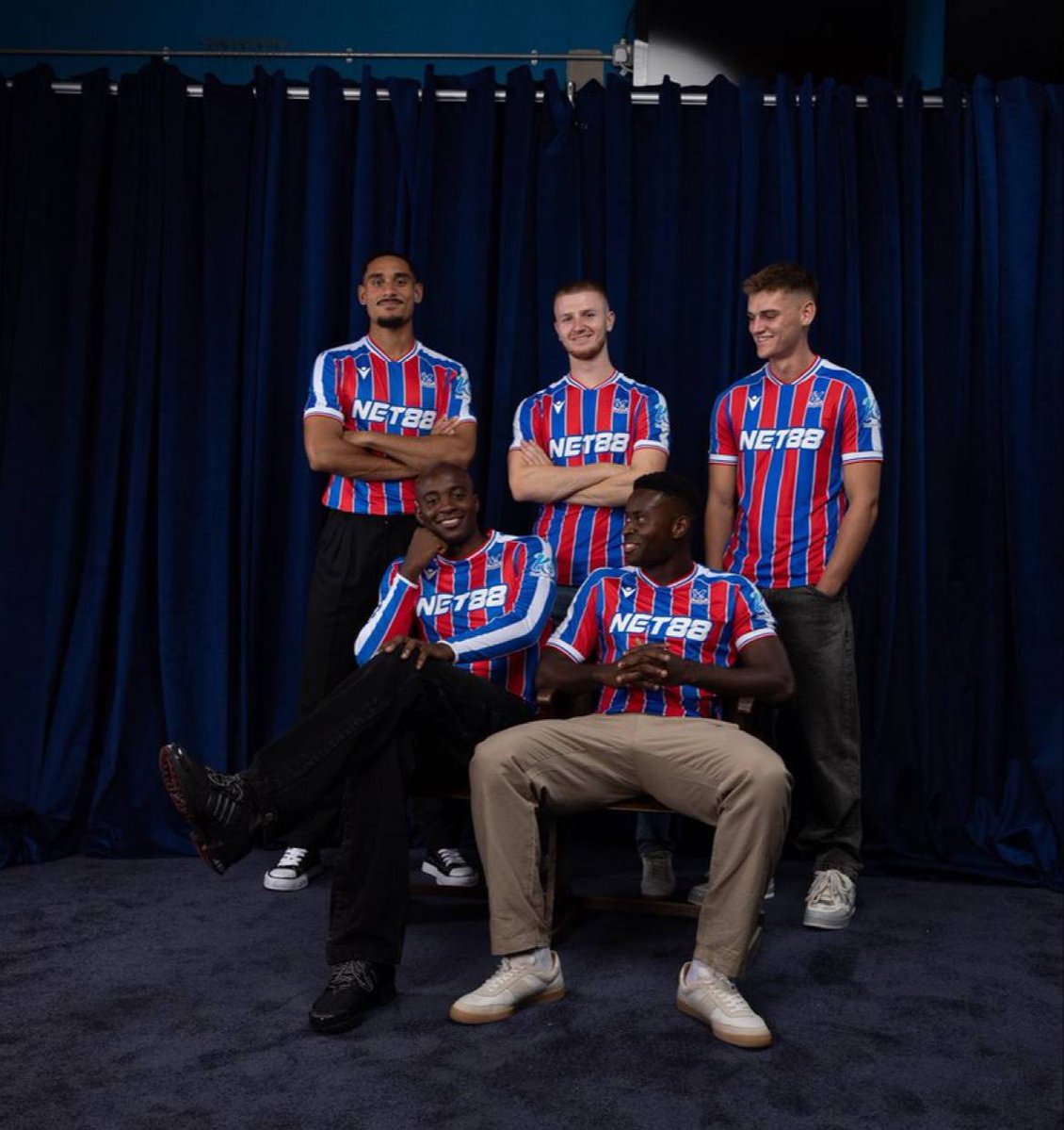 Crystal Palace have revealed their new home kit for the upcoming season.
And no Eze in the photo