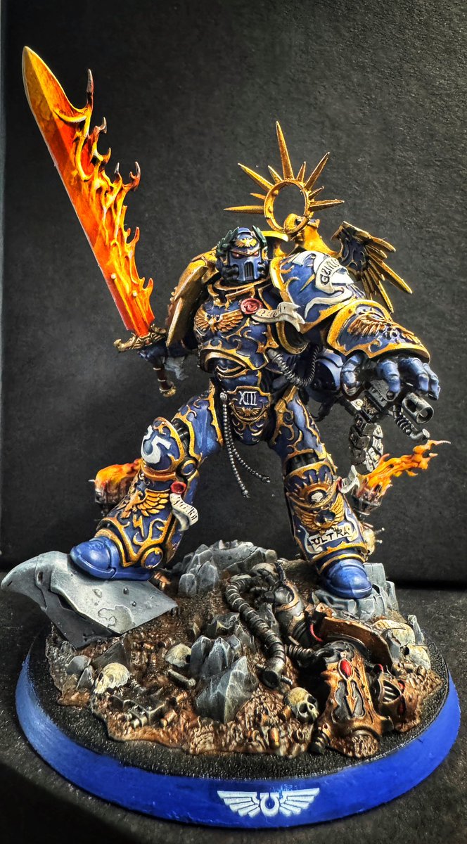 Finished the Primarch Roboute Guilliman! An exercise in patience but a fun mini to paint.
#warhammer40k #ultramarines