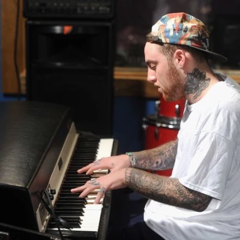 MacMillerMemoir's tweet image. It ain’t 2009 no more 🎹