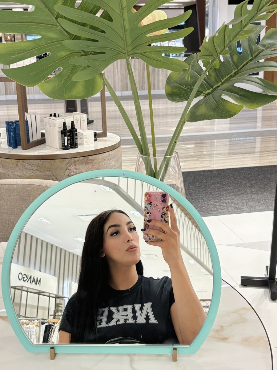 𝒱𝒶𝓁ℯ𝓃𝓉𝒾𝓃𝒶 ℛℴ𝒹𝓇𝒾ℊ𝓊ℯ𝓏 💗 (@valentina_rguez) on Twitter photo 