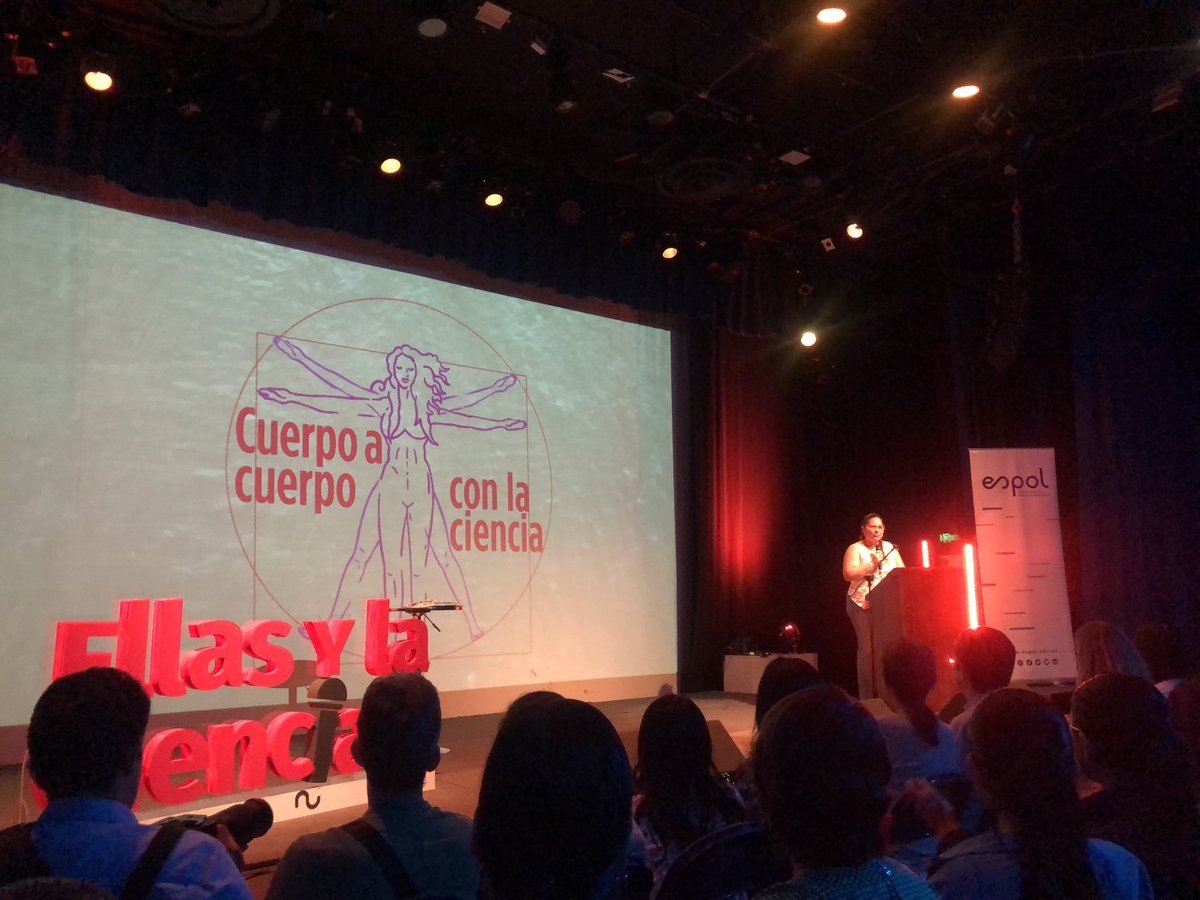 Iniciando el evento de #ellasylaciencia que organiza <a href="/EspolDivulga/">Espol Divulga</a>. Muchas gracias por estos espacios que ilusionan a #niñas y #jovenes en la #investigación 👏👏❤️😍 <a href="/espol/">ESPOL</a>