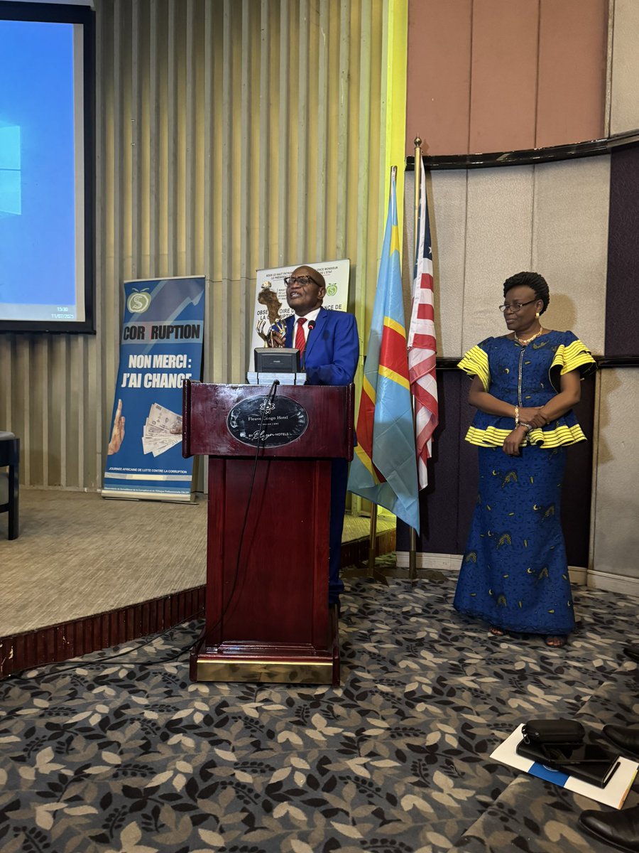 En marge de la journée Africaine de lutte contre la corruption le 11 juillet, j’étais honoré de figurer parmi les nominés du prix « Îlot d’intégrité » remis par l’Observatoire de surveillance de la corruption et de l’éthique professionnelle en RDC (OSCEP)