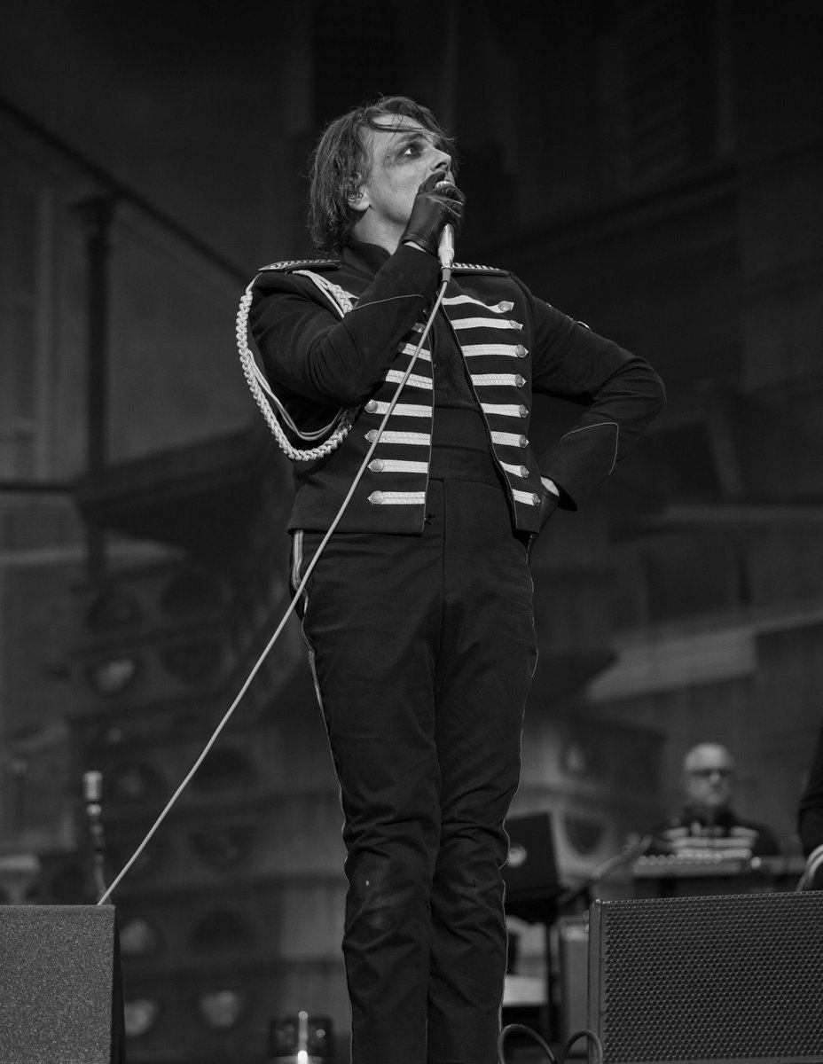 MCRupdates1's tweet photo. Epic new photos

By Steph Estrada https://t.co/vRw2XmO3pH