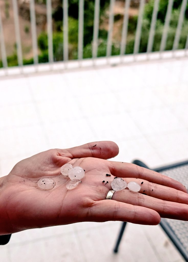 ⛈️ Plutja intensa i granís un ratet #Abdet #oratge