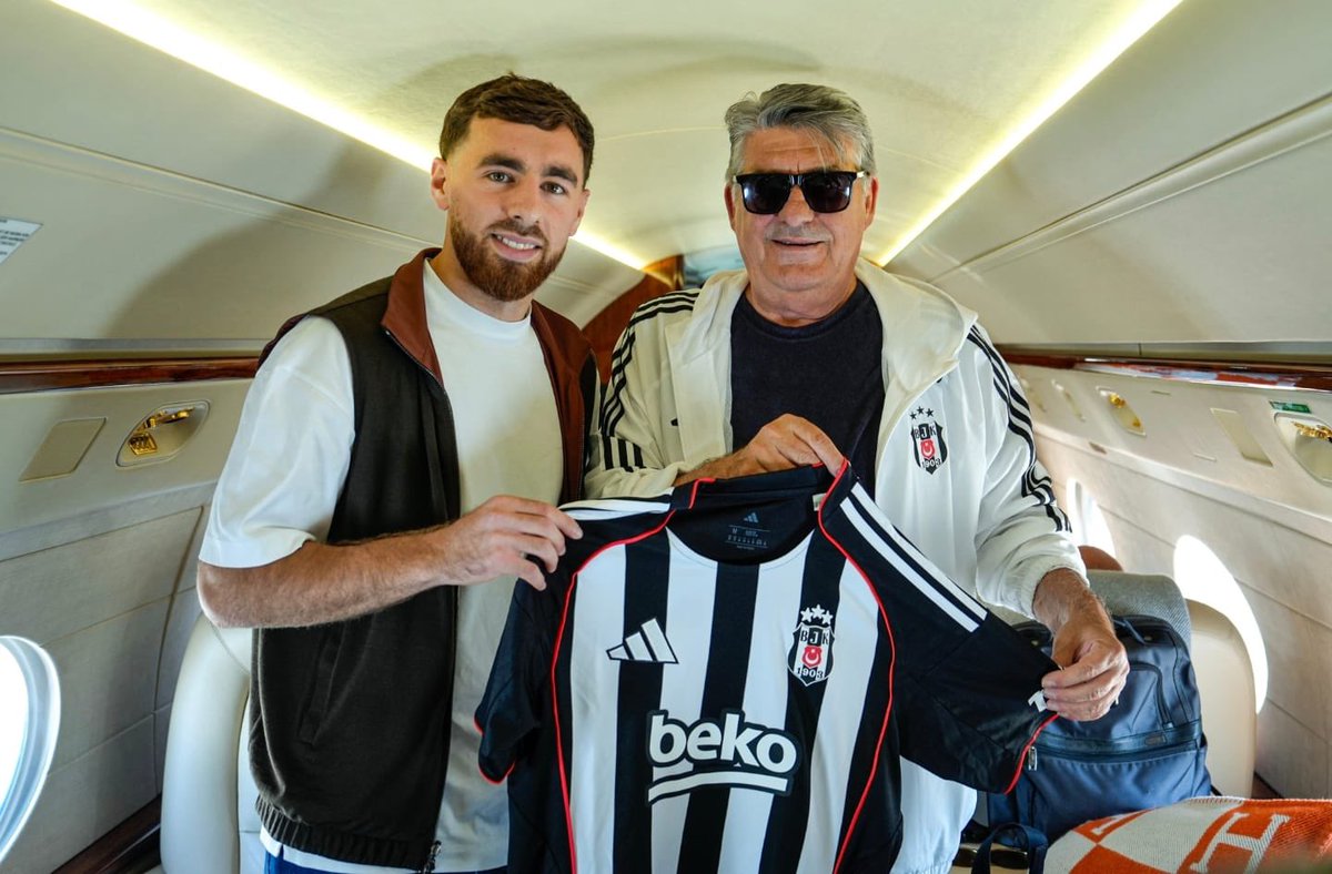 Serdal Adalının Askeri (@adalinin_askeri) on Twitter photo Orkun Kökçü transferi şerefine 8 Adet Yeni Sezon ‘Orkun Kökçü imzalı’ Forma Çekilişi yapıyoruz 🦅🦅🦅
⚫ <a href="/BjK1903_EA/">𝛫 ϱ Ϟ 𐌀 ϰ ・Ა 𝛫・</a> Takip et
⚪ <a href="/Adalinin_askeri/">Serdal Adalının Askeri</a> Takip et
⚫️ <a href="/MikailKuze17821/">Kuzey Mikail</a> Takip et
🦅Bu Tweeti Rt ve Fav Yapanız.
🦅Yorumlara #YuvanaHoşgeldinOrkunKökçü yazınız. Orkun Kökçü transferi şerefine 8 Adet Yeni Sezon ‘Orkun Kökçü imzalı’ Forma Çekilişi yapıyoruz 🦅🦅🦅
⚫ <a href="/BjK1903_EA/">𝛫 ϱ Ϟ 𐌀 ϰ ・Ა 𝛫・</a> Takip et
⚪ <a href="/Adalinin_askeri/">Serdal Adalının Askeri</a> Takip et
⚫️ <a href="/MikailKuze17821/">Kuzey Mikail</a> Takip et
🦅Bu Tweeti Rt ve Fav Yapanız.
🦅Yorumlara #YuvanaHoşgeldinOrkunKökçü yazınız.