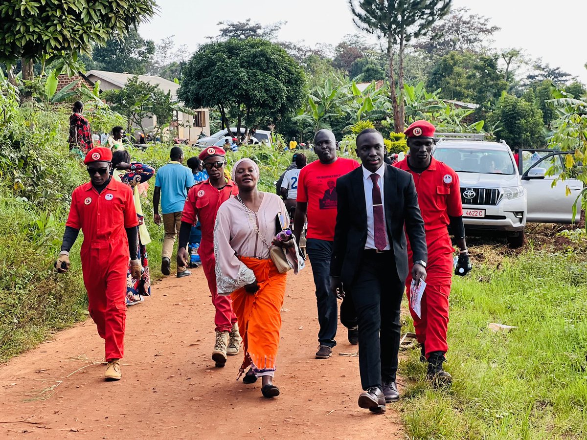 MaserukaRobert's tweet image. The role of meeting people daily is ours to fulfill.
We shall and will make the message of change delivered to all.
#mukonosouth
#ProtestVoteUg2026