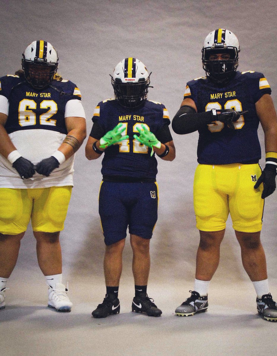 tylersestich's tweet photo. Our Mary Star football players got to have a little bit of fun and feel professional for a little while with their photoshoot day! Sneak peek of one of our new uniform combinations 💫 

@breezepreps @JamaalStreet https://t.co/sZosjskI1E