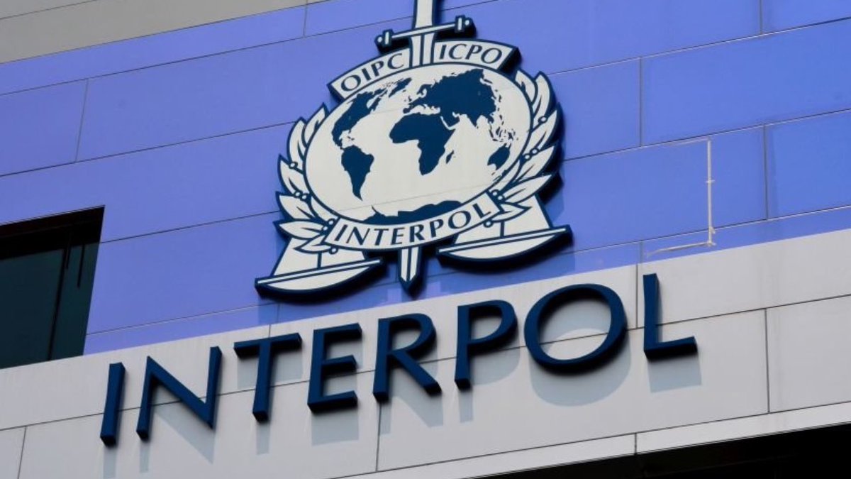 🚫🌐 РФ використовує Інтерпол, щоб арештовувати та переслідувати кримських татар

Наразі вже відомо про затримання кількох осіб таким способом. Серед них – 33-річний Ільнур Шагаєв, якого заарештували у Франції на запит ФСБ.