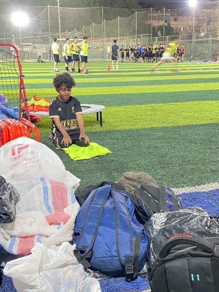 "وإذا رأيت الفرع مُثمر فاعلم أن الجذور أصيلة"🤍