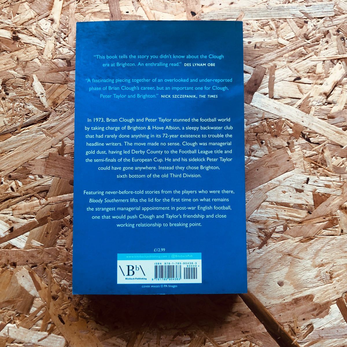 Stanchion - the football bookshop 📚 (@stanchionbooks) on Twitter photo 𝐑𝐄𝐒𝐓𝐎𝐂𝐊 | BLOODY SOUTHERNERS by <a href="/SpencerVignes/">Spencer Vignes</a>
Imagine Pep quitting Man City to take over at Rochdale. Or Jurgen Klopp walking out on Liverpool to join Southend. That sort of thing just wouldn't happen, would it? Except that in 1973, it did.
🛒 stanchionbooks.com/products/blood… 𝐑𝐄𝐒𝐓𝐎𝐂𝐊 | BLOODY SOUTHERNERS by <a href="/SpencerVignes/">Spencer Vignes</a>
Imagine Pep quitting Man City to take over at Rochdale. Or Jurgen Klopp walking out on Liverpool to join Southend. That sort of thing just wouldn't happen, would it? Except that in 1973, it did.
🛒 stanchionbooks.com/products/blood…