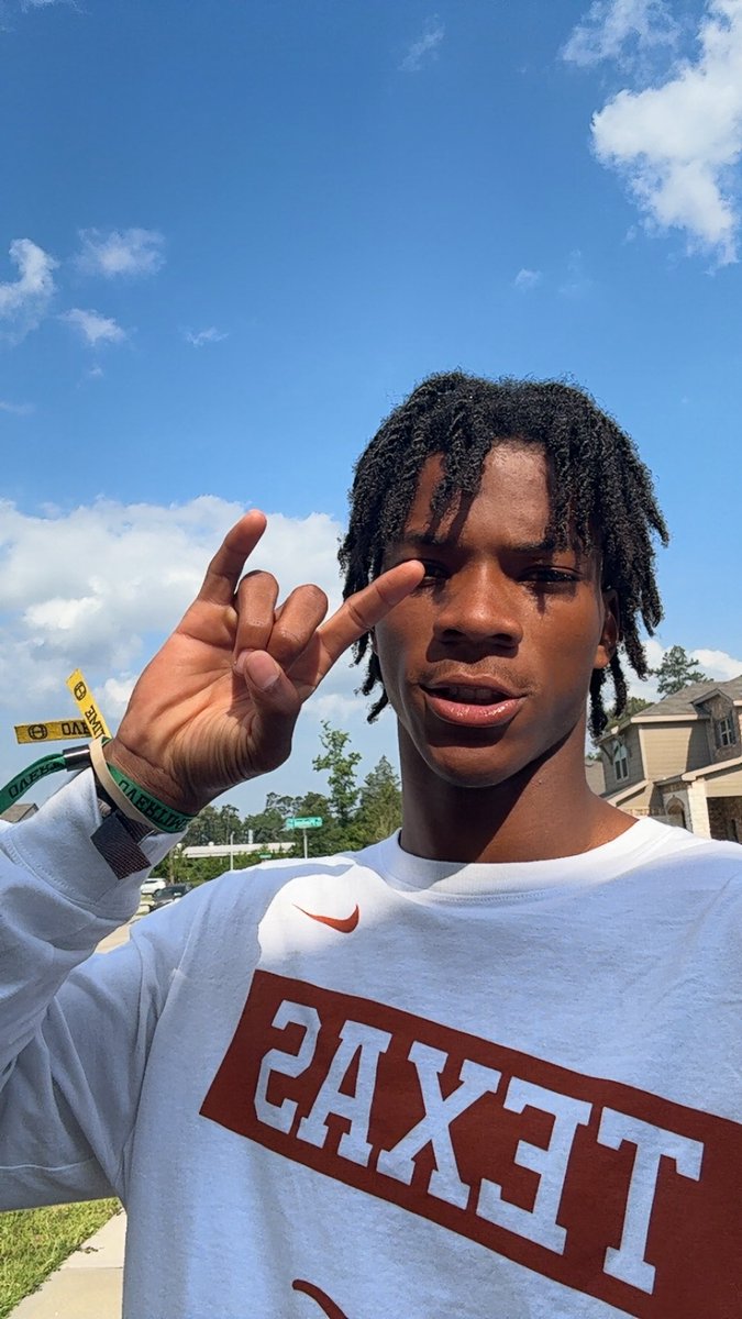 #Hookem 🤘🏾💨