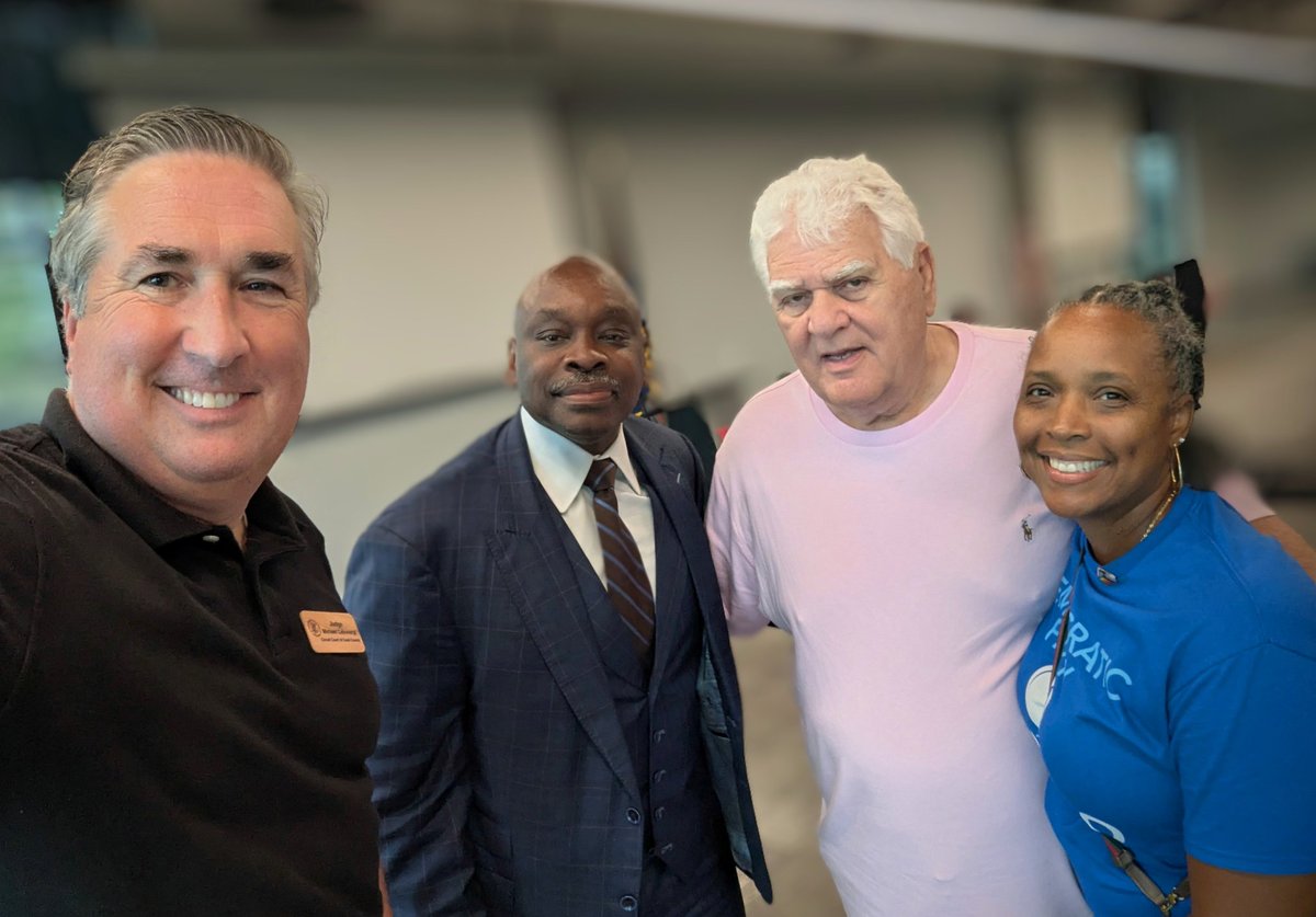 mike_cabonargi's tweet image. Always excited to join the Proviso Township Democrats! It was an honor to connect with Speaker Welch and our amazing local Mayors as a newly appointed Judge of the Circuit Court. Energized to work alongside these dedicated leaders. Let's do this! 💪 #ProvisoDems