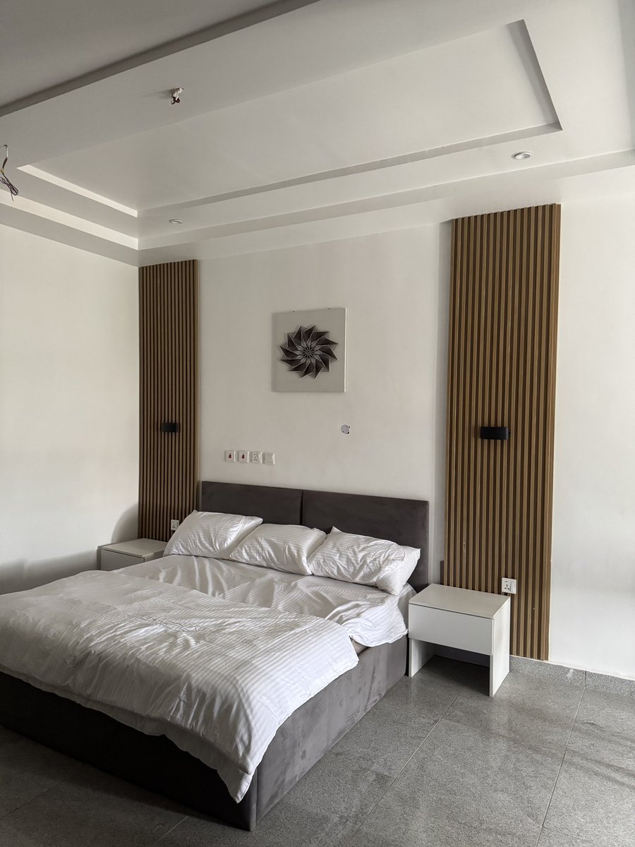 razaq_musa1's tweet photo. This is the kind of piece that turns a regular house into a beautiful home. The kind your guests won't stop talking about. The kind you'll be proud to wake up to, every single day. 

💬 Send a DM to place your order.

Don't just admire it. Own it. https://t.co/SgkEUK2Vs7