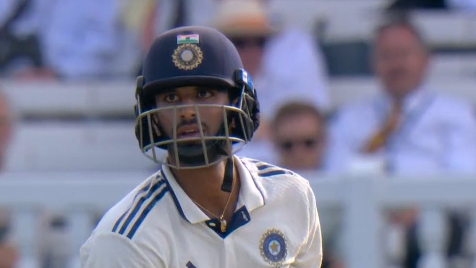 soniamit0's tweet photo. ๐ฎ๐ณ INDIA โ 387/10
๐ด ENGLAND โ 387/10
LEVEL SCORES. ALL OUT. BOTH SIDES.
๐ฅ Test cricket at its finest! ๐ฅ
๐ญ Drama.
๐ฅ Grit.
๐ง Strategy.
๐ Nerves.
๐๏ธ Lordโs delivers yet again โ a true theatre of cricket!
#INDvENG #LordsTest #TestCricket #CricketClassic #387AllOut #PureTestVibes