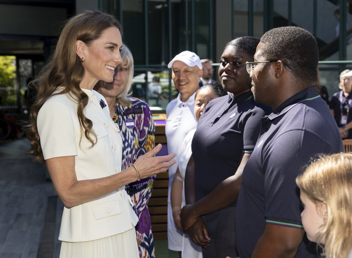 KensingtonRoyal's tweet image. Great to meet with some of the brilliant individuals working at The Championships this year.