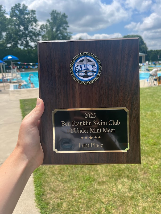 PrincetonRec's tweet image. Congrats to the Community Park Bluefish Swim Team for taking 1st place in the Ben Franklin Swim Club 10 & Under Mini Meet this morning! One fish, two fish, let's go Bluefish!! 🏊♂️🥇 @pmsbl @PrincetonPolice @PrincetonNJ_Gov