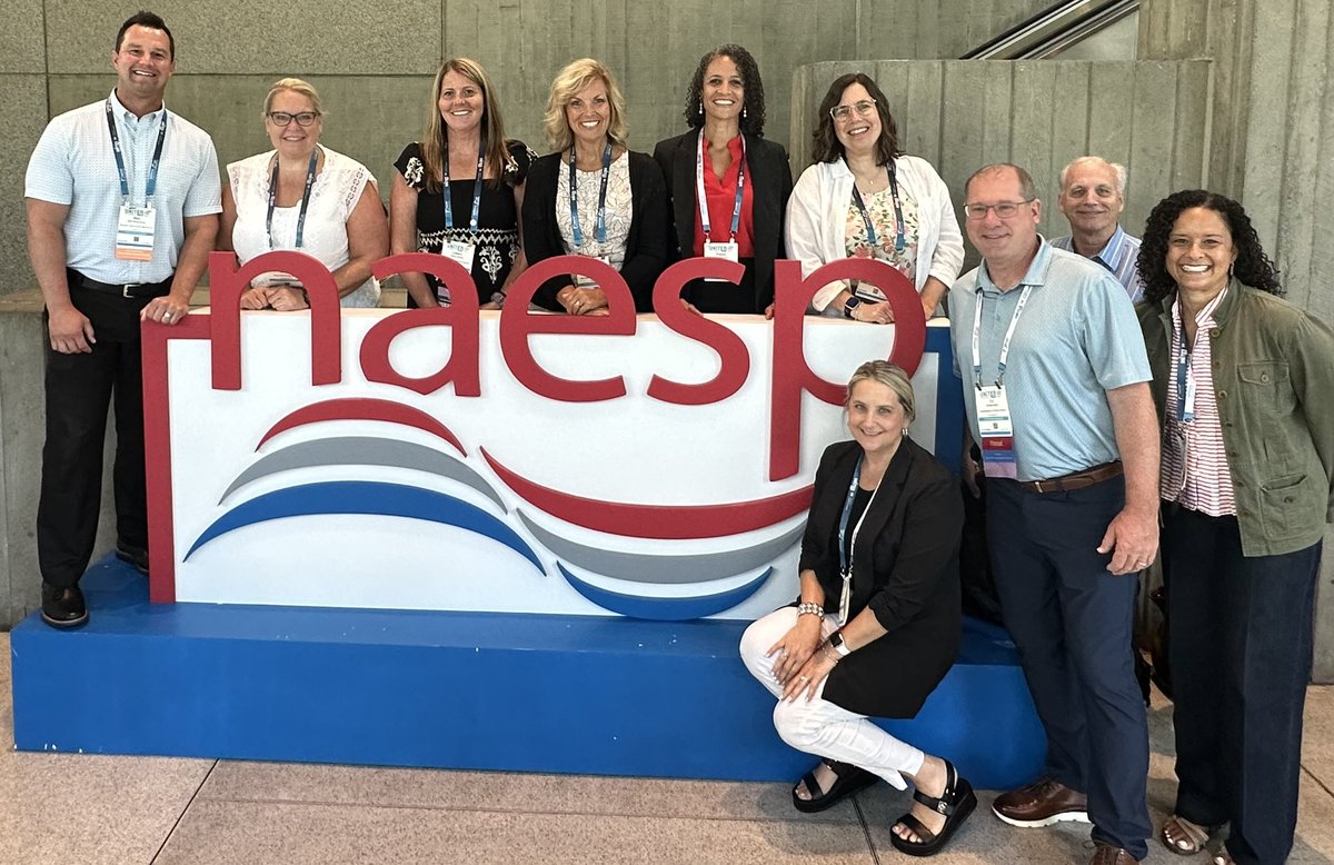 OAESA members are representing our wonderful Ohio educators at the NAESP conference in Seattle!