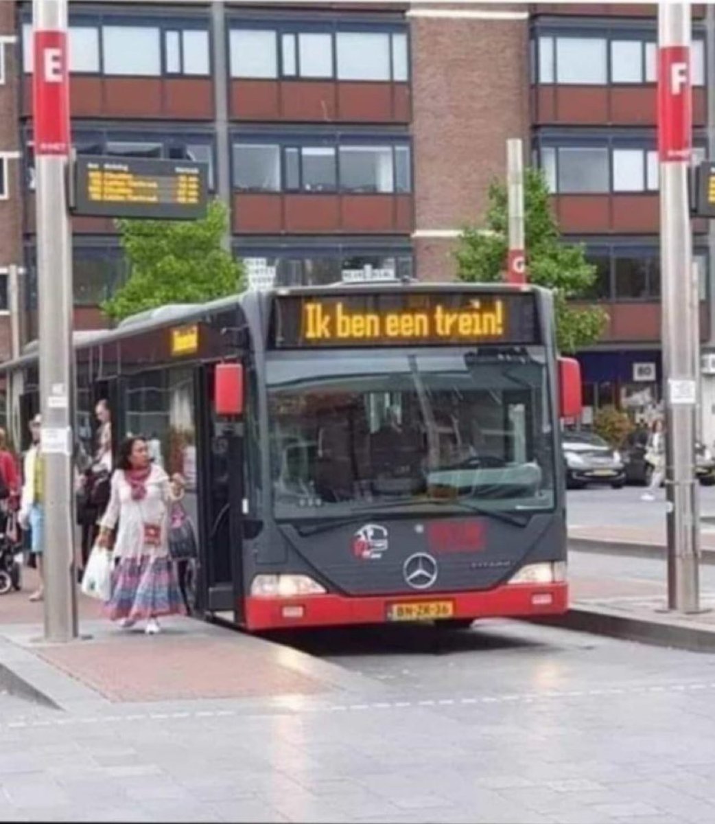 No Context Dutch 🇳🇱 (@nocontextdutch1) on Twitter photo 