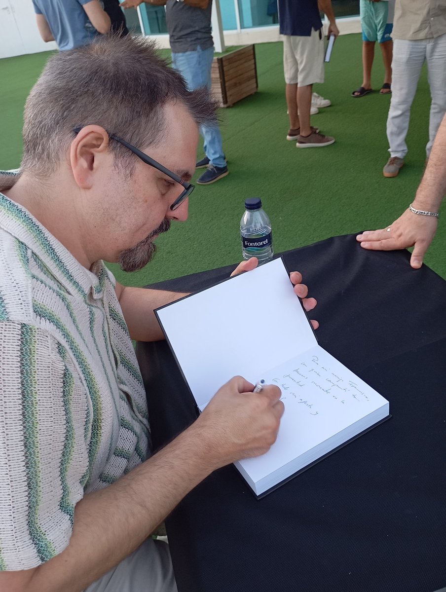 Manuel Azuaga tweet media