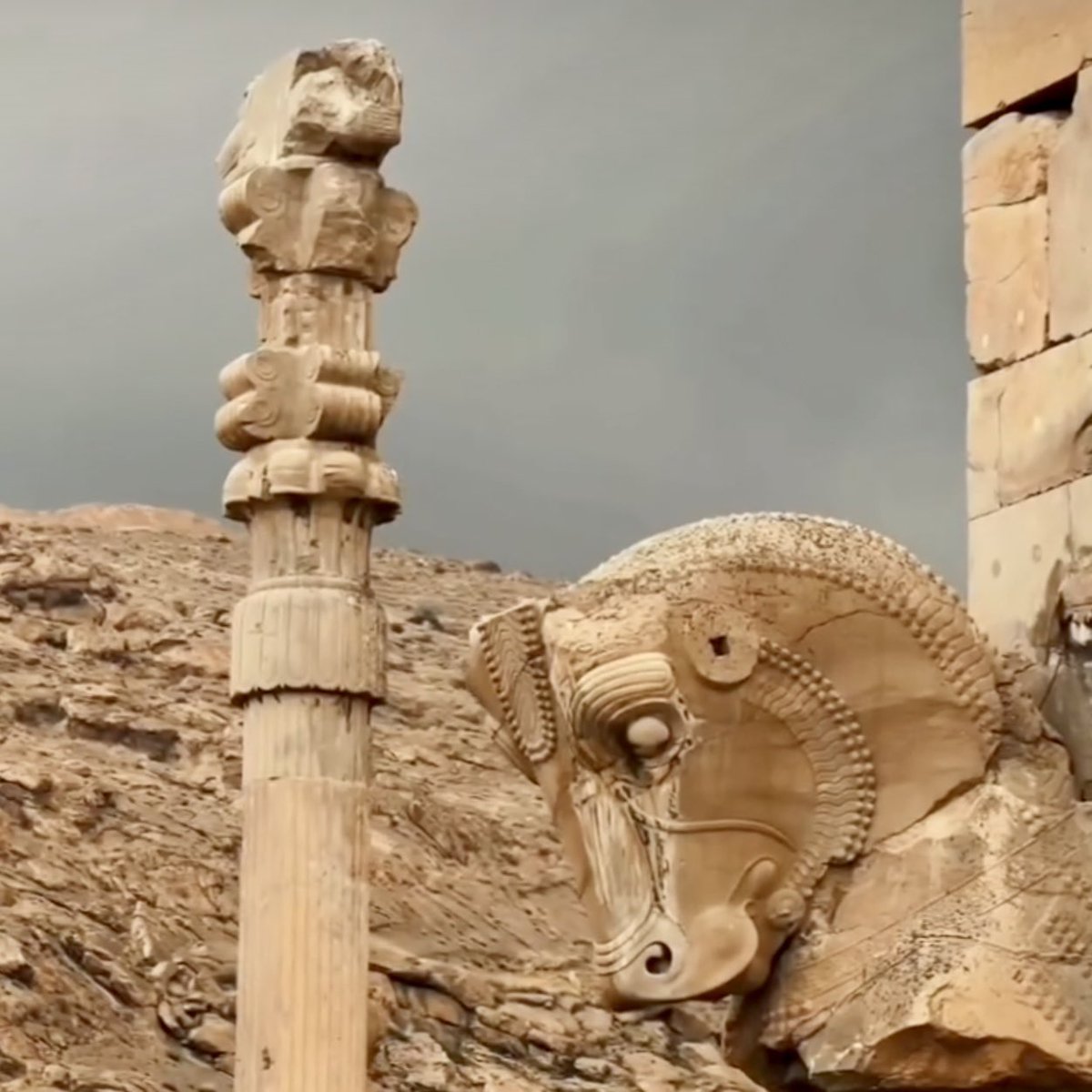 #Persepolis, one of the most iconic symbols of ancient #Persia, holds immense significance in #Iranian history and global cultural heritage. #Iran #Homa #IranAir