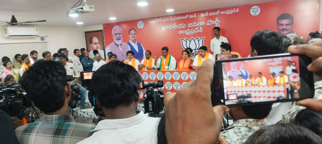 With hearts full of pride and a renewed sense of duty, we had the honour of attending the promising ceremony of Shri PVN Madhav Garu, who officially assumed charge as the State President of the Bharatiya Janata Party, Andhra Pradesh, at the BJP State Office in Vijayawada.

The