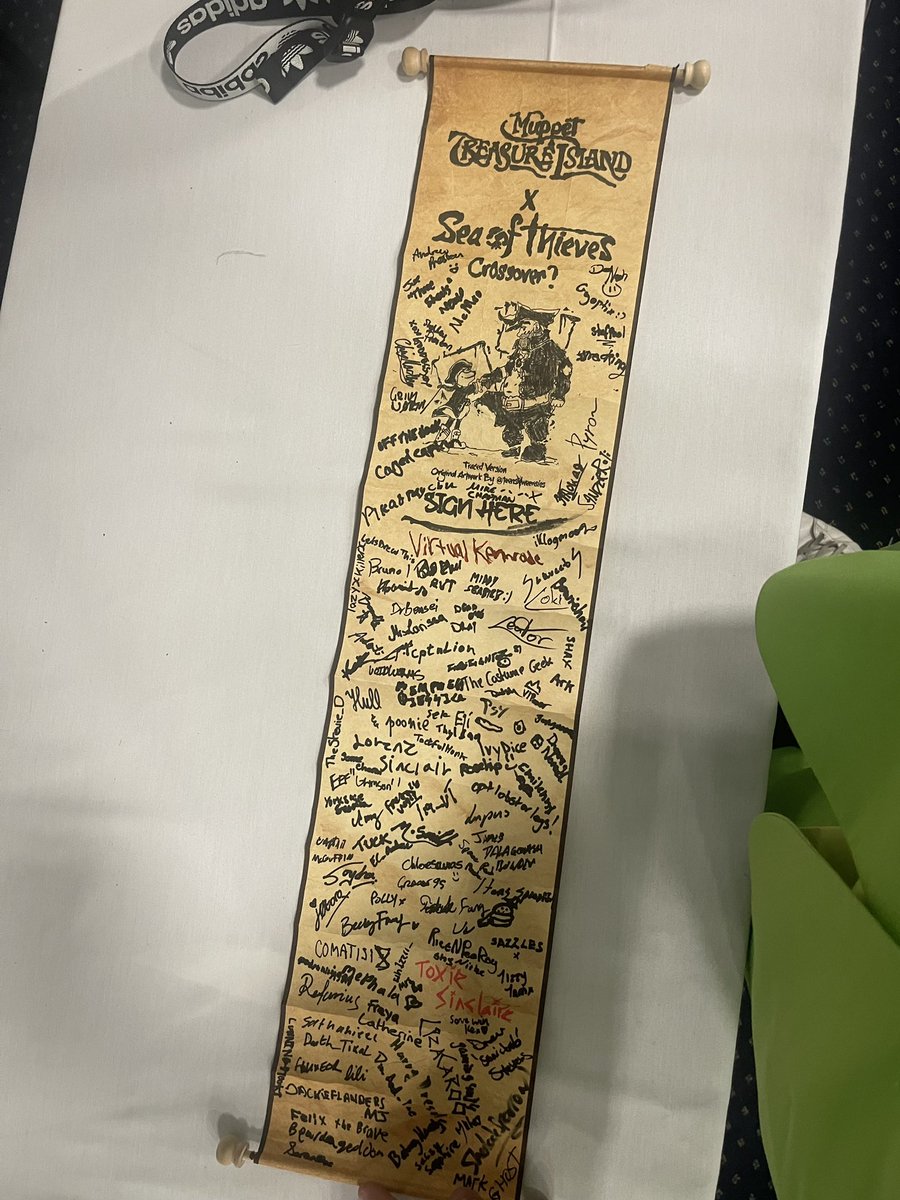 VirtualKermrade's tweet image. I asked the Important Question again,
Muppet Treasure Island Crossover?
#SoTFest2025 🐸🏴☠️