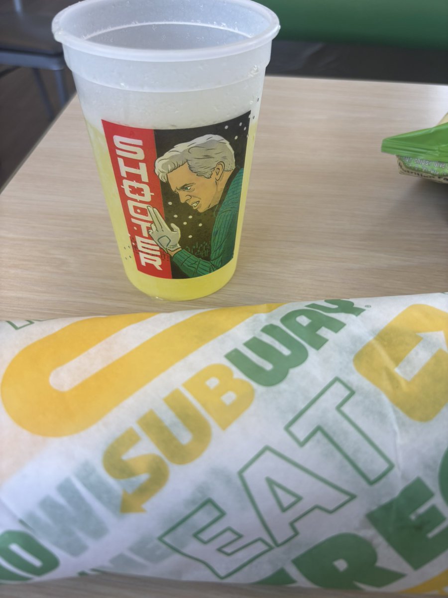 _SpikeRUp_'s tweet photo. @shootermcgavin hope this sandwich is as good as you are. https://t.co/CZFAvbntke