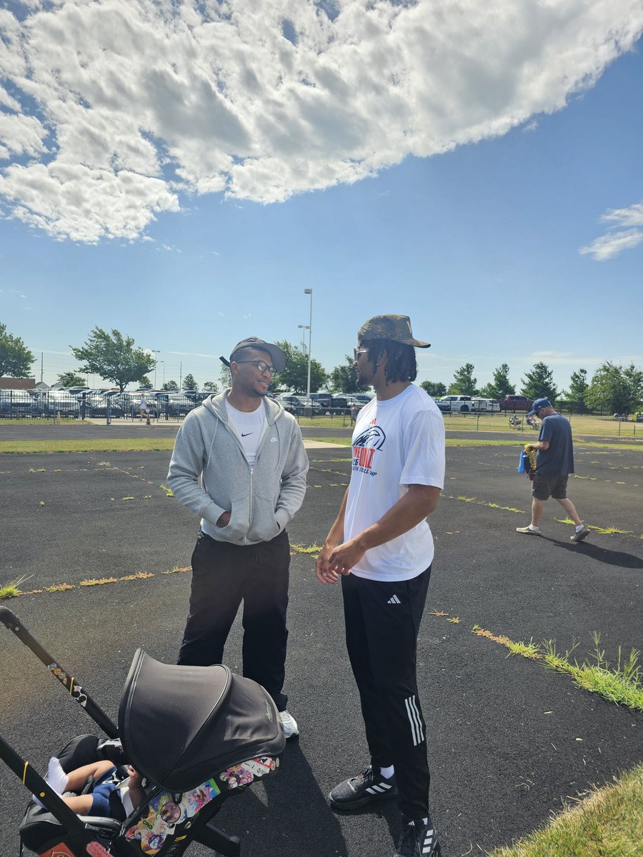 Cary Matthews (@cmattdacoach) on Twitter photo Thanks to <a href="/FlexWorkSports/">FlexWork Sports Mgt.</a> and <a href="/RomeOdunze/">Rome Odunze</a> for a great camp here at STM! #praisefirst #saberfootball Thanks to <a href="/FlexWorkSports/">FlexWork Sports Mgt.</a> and <a href="/RomeOdunze/">Rome Odunze</a> for a great camp here at STM! #praisefirst #saberfootball