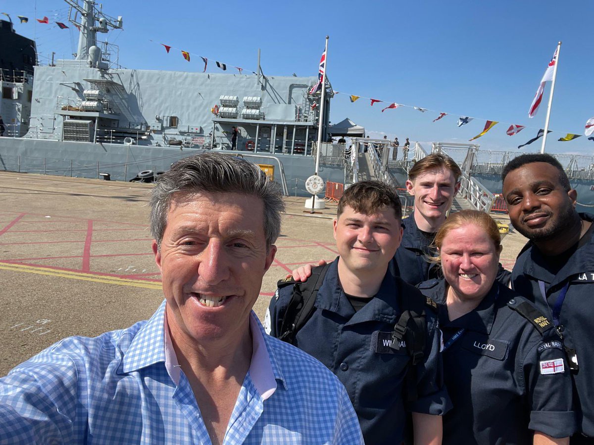 GenGJenkinsRM's tweet image. Having fun at HMNB Portsmouth Family’s Day
@HMNBPortsmouth #royalnavy