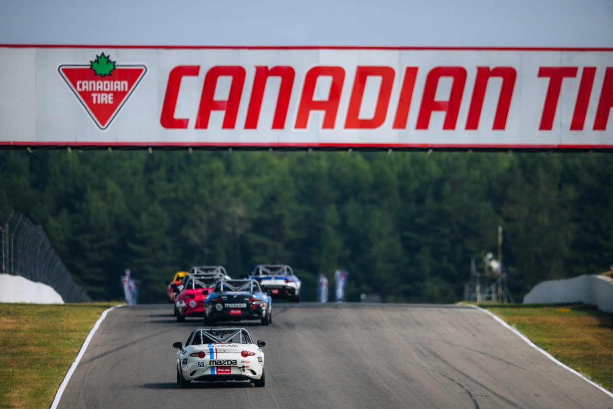 🚨 Breaking News 🚨 Jared Thomas' car has failed post-qualifying technical inspection and all of his qualifying times have been disallowed. Nate Cicero will start from pole for today's race.

Grid: mx-5cup.com/docs/default-s…