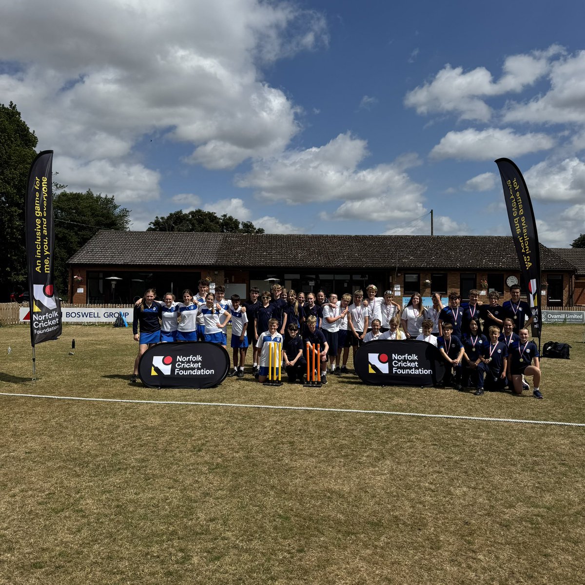 NorfolkCricket's tweet image. On Tuesday we held a Year 8 Mixed Secondary State School Softball Competition at Manor Park 🏏

🥇 Thorpe St Andrew HS
🥈 Alderman Peel HS

Thanks to Horsford CC for hosting!

#StateSchools #Competitions