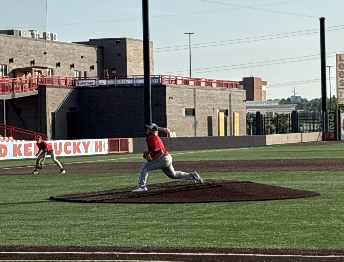 W_Claeys2028's tweet photo. Got the opportunity to throw against Dbacks 17u today
6IP, 5K, 4 H, 3 ER.  Continuing to work on K/BB ratio. Grateful for the opportunity from this SB Cubs 17u Cubs team in Florence KY https://t.co/utQ4DxZuqY
