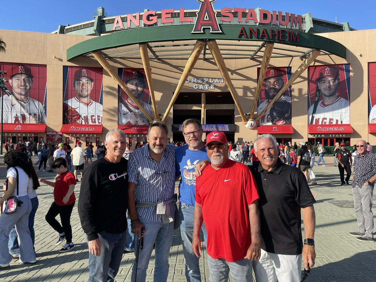 kylecaudill22's tweet photo. Lakewood High Baseball class of 1980 (feat my dad) enjoyed seeing a fellow Lakewood High alum, Travis d'Arnaud, walk off the Dbacks @Angels Stadium last night during their reunion weekend https://t.co/ofzq0xoZkh