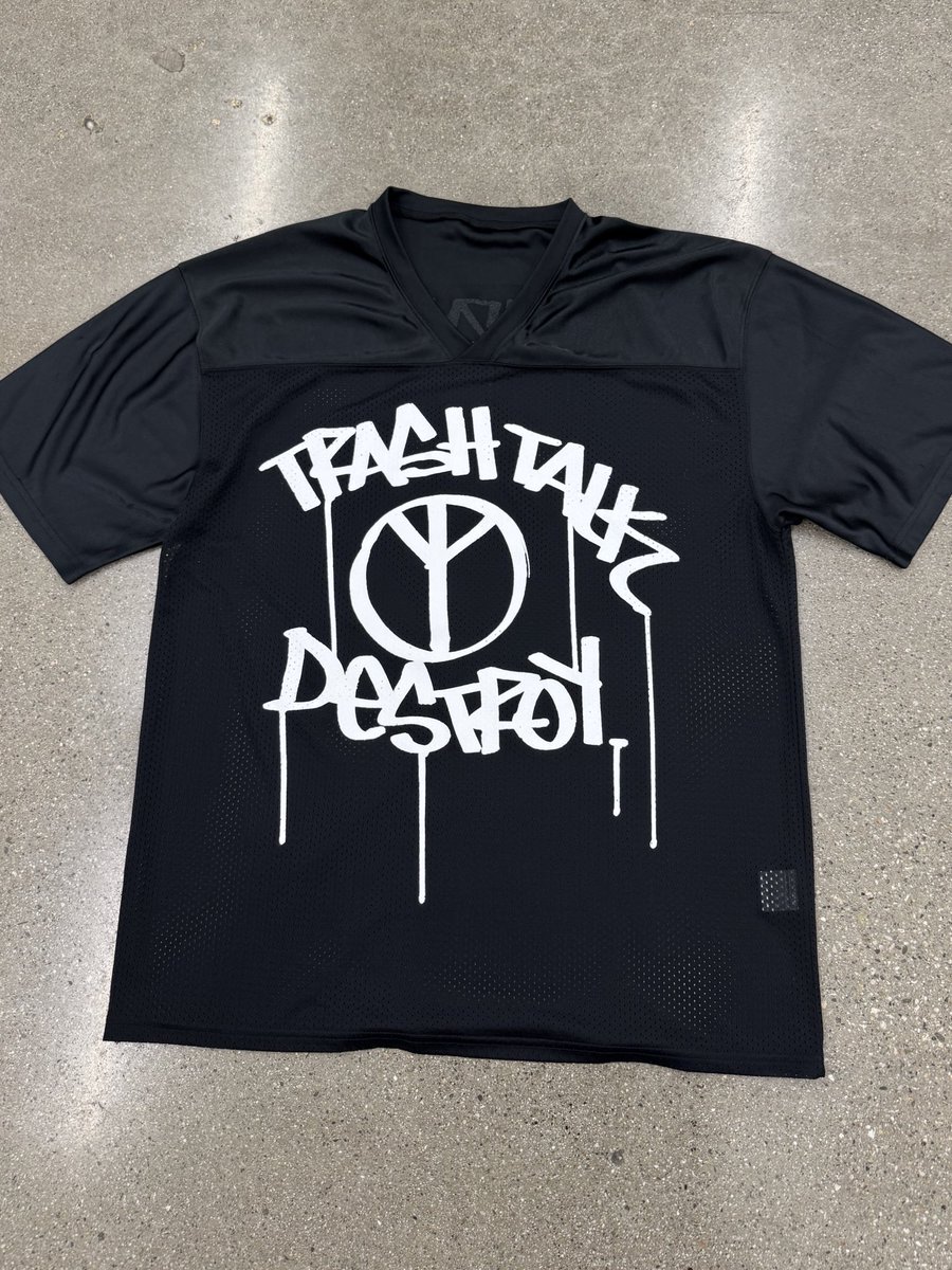 @TRASH_TALK tweet media