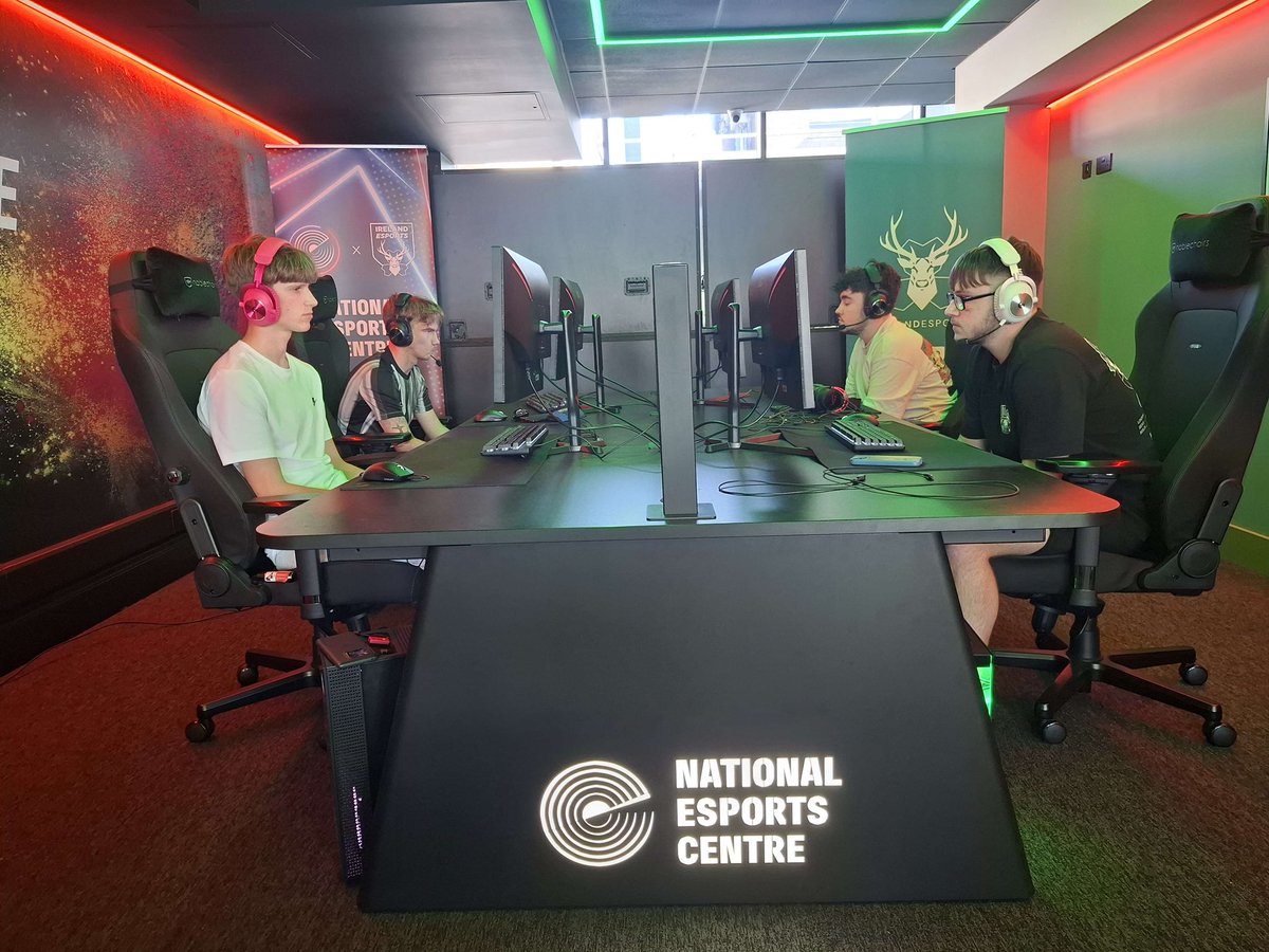 IrelandEsports_'s tweet photo. Rocket League LAN | LIVE 
📍National Esports Centre 
#ESERIES #IEF #IrelandEsports https://t.co/wTywiecZ9c