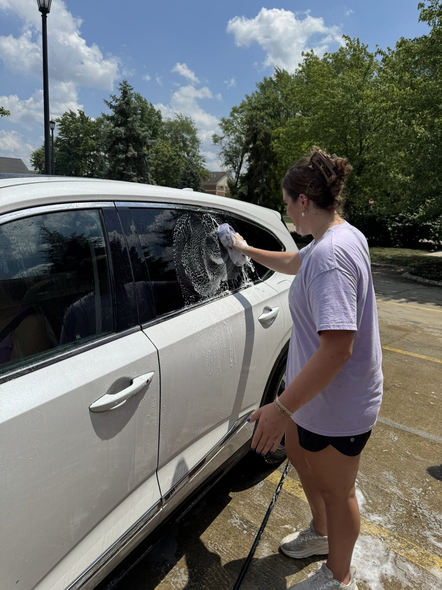 1 hour left to support AVB and get your car washed!!